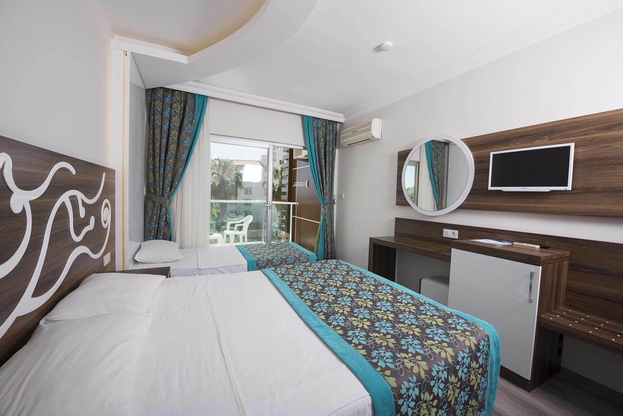 Kleopatra Blue Hawai Hotel アランヤ エクステリア 写真